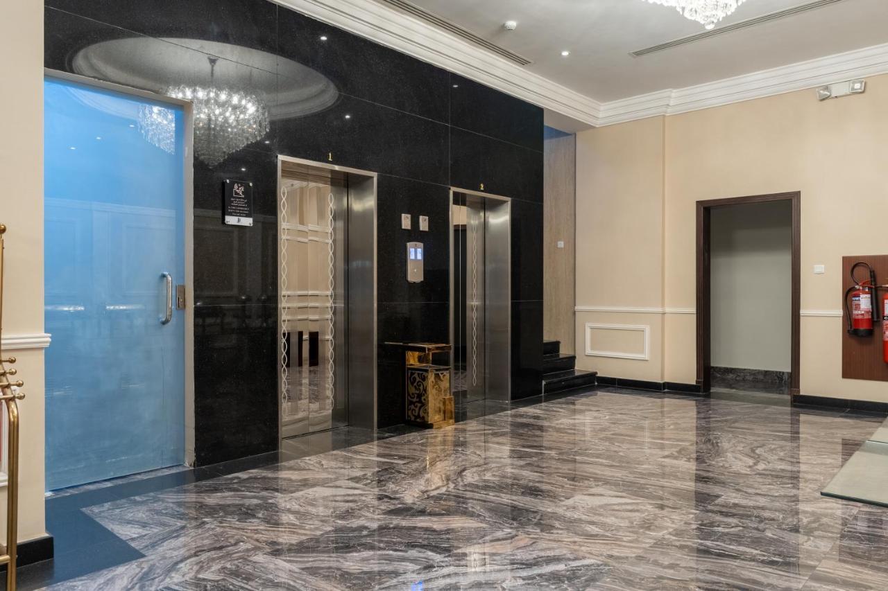 Апартаменты Dyafa Luxury Эль-Хубар Экстерьер фото
