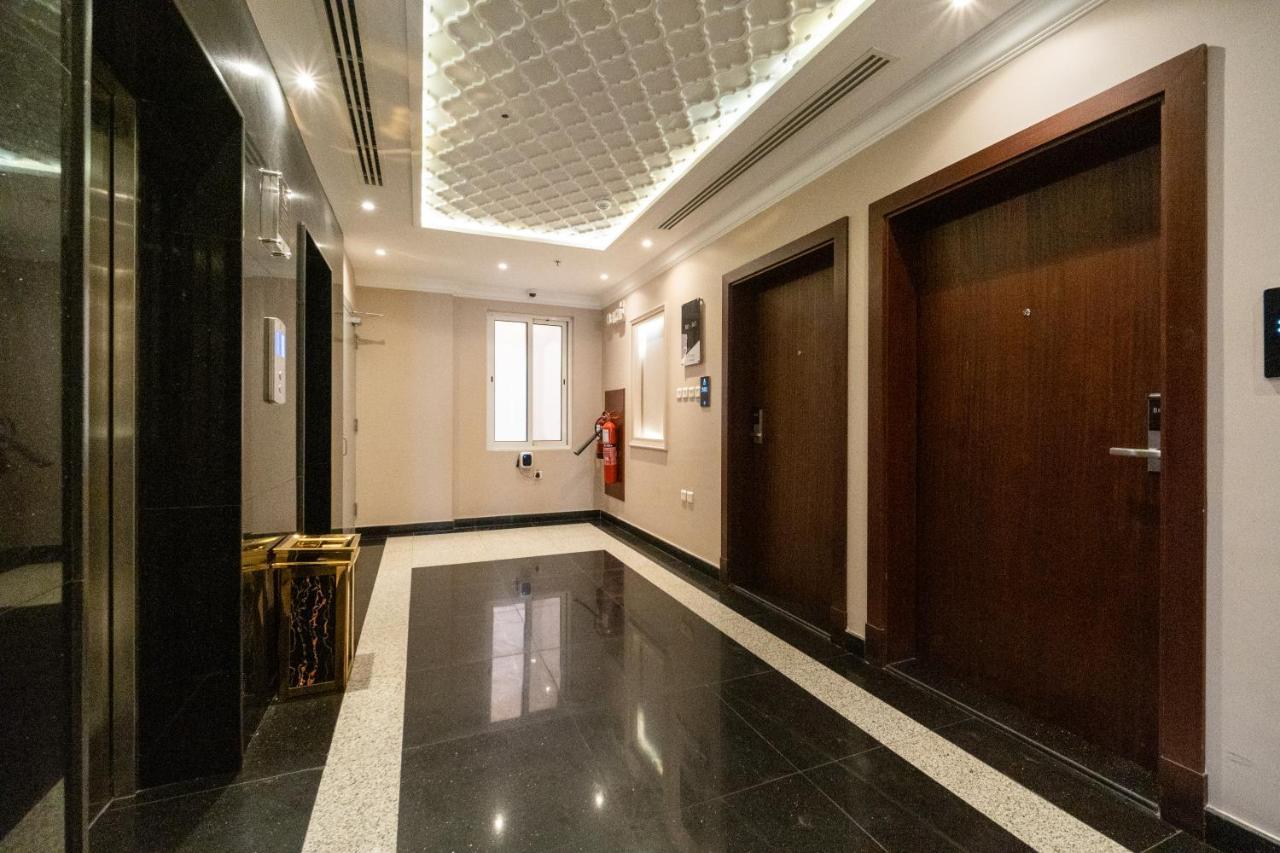 Апартаменты Dyafa Luxury Эль-Хубар Экстерьер фото
